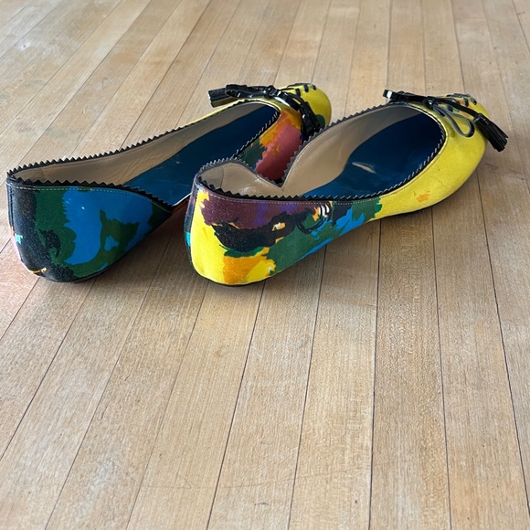 Colorful Women's Flats with Bow Detail - Picture 5 of 8